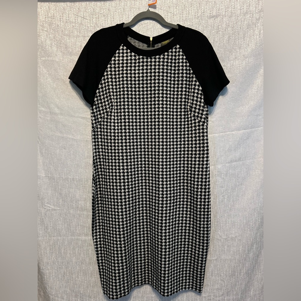 Taylor black white houndstooth short sleeve knee length stretchy dress 14